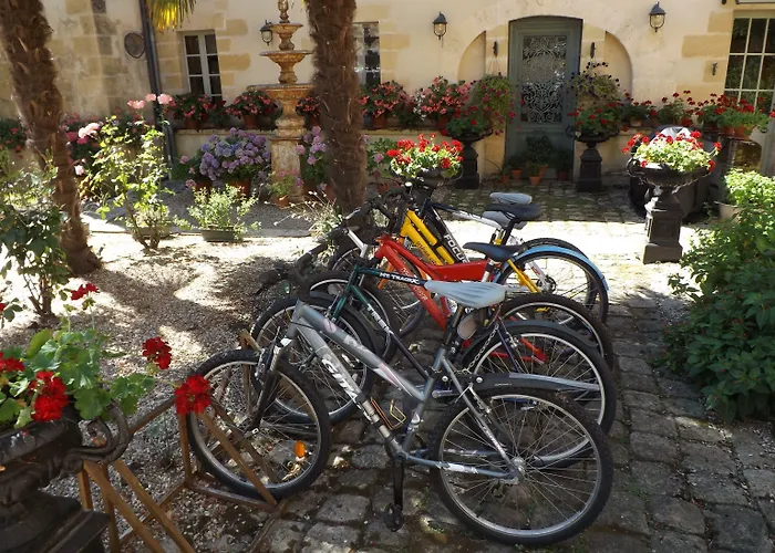 Maison Porte Del Marty Bed and breakfast 3*