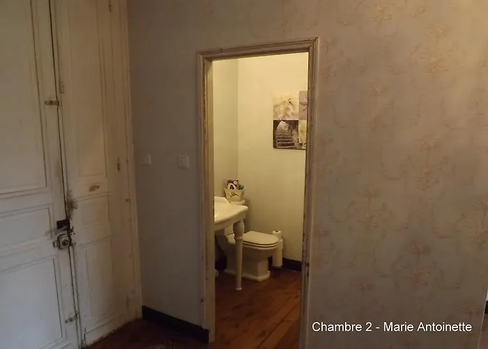 فندق مبيت وإفطار Maison Porte Del Marty 3*